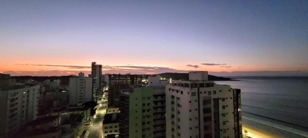 Cobertura C/ Vista Para O Mar E Montanhas, Churrasqueira, 4 Quartos 2 Vg Garagem Guarapari Extérieur photo